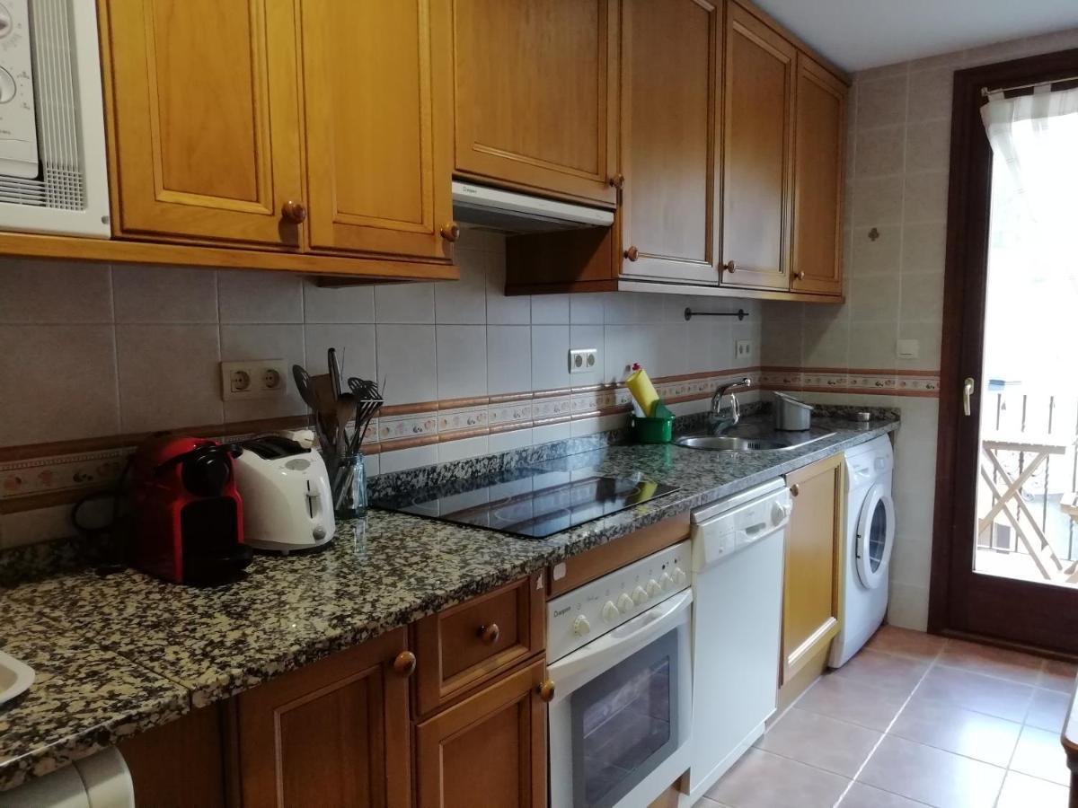 萨连特加列戈Apartamento Familiar Con Vistas Y Garage La Portiecha公寓 外观 照片