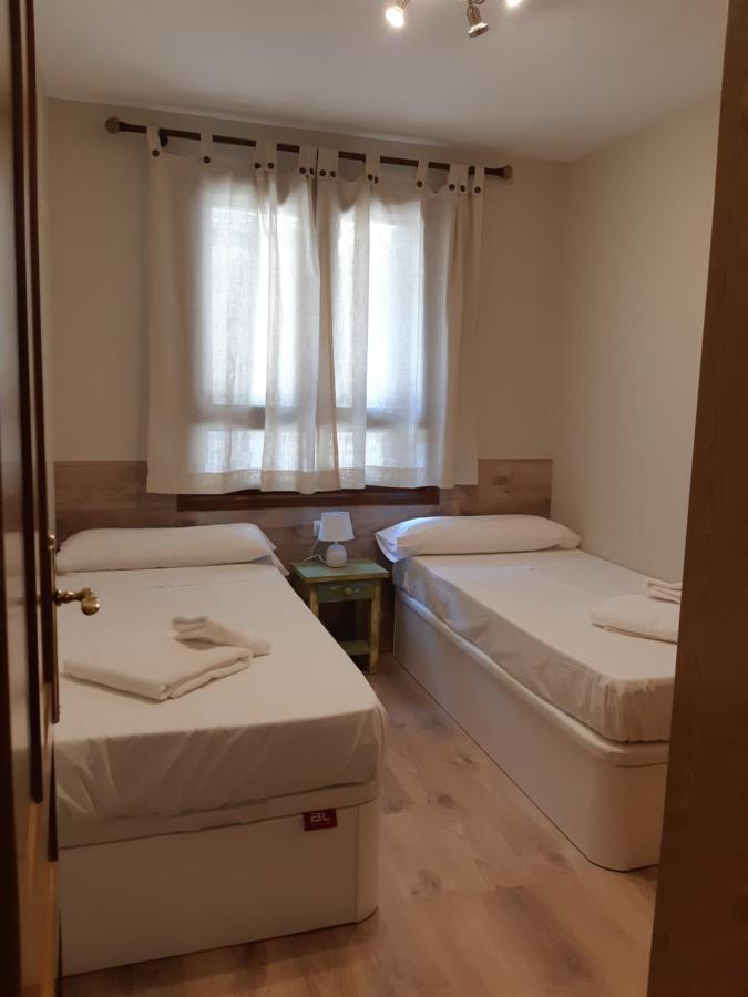 萨连特加列戈Apartamento Familiar Con Vistas Y Garage La Portiecha公寓 外观 照片