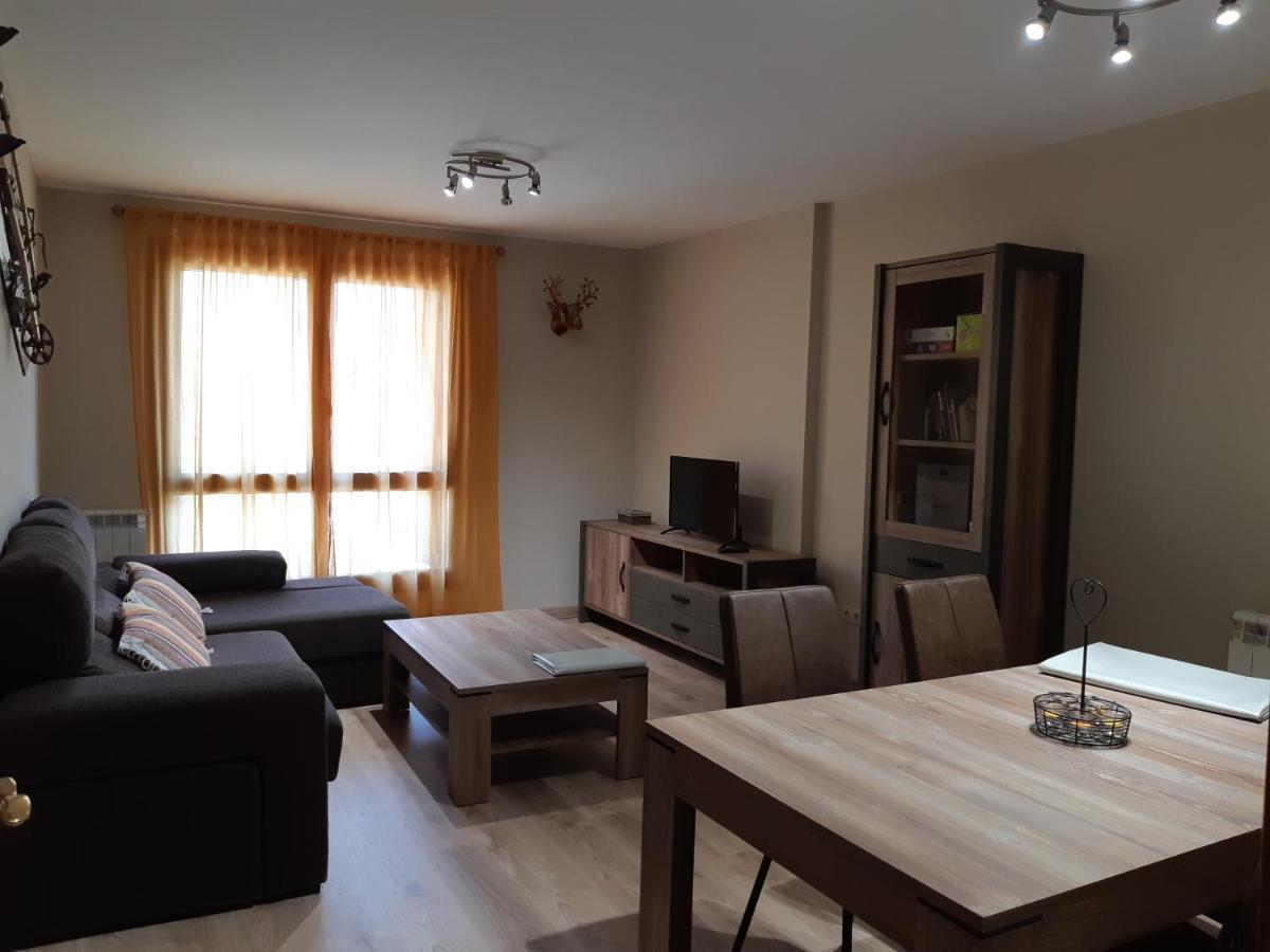 萨连特加列戈Apartamento Familiar Con Vistas Y Garage La Portiecha公寓 外观 照片